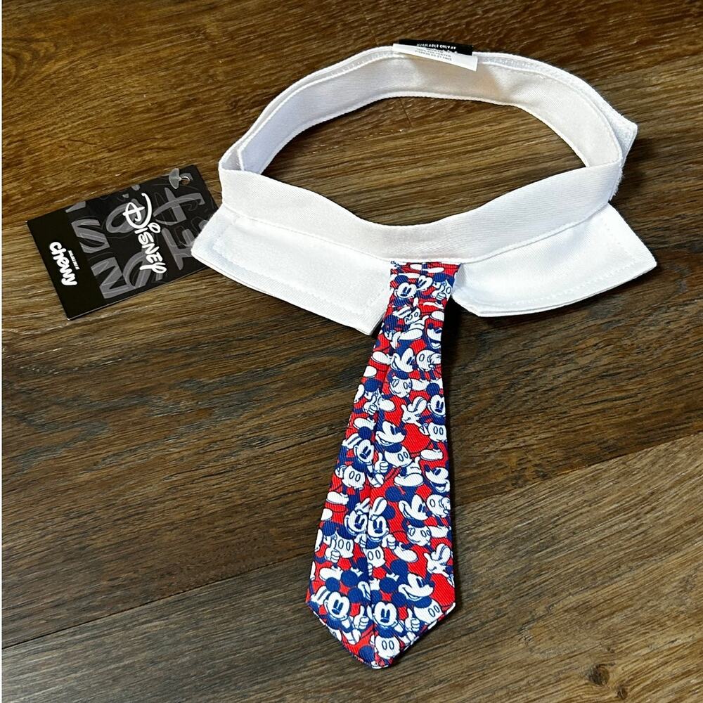 Chewy Disney Mickey Mouse Dogs Adjustable Shirt Colar and Necktie Brand New